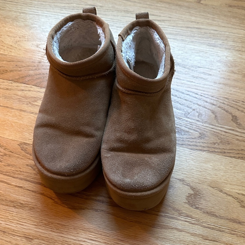 Platform Ugg Brown Suede Ankle Boots